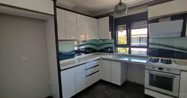 Appartement 3 chambres dans 1068 Sokak, Turquie