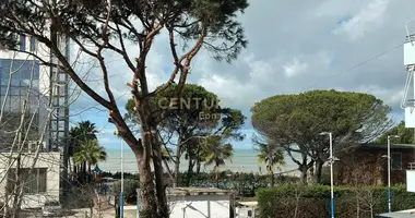 1 bedroom apartment in Golem, Albania