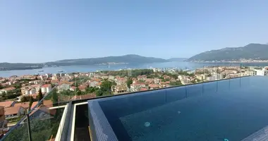 Apartamento 2 habitaciones en Tivat, Montenegro