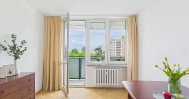 Квартира 2 комнаты в Варшава, Польша