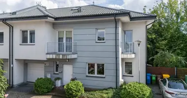6 room apartment in Warsaw, Poland