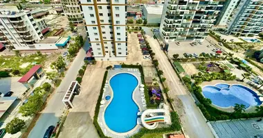 2 bedroom apartment in Mezitli, Turkey