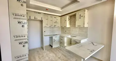 1 bedroom apartment in Mezitli, Turkey