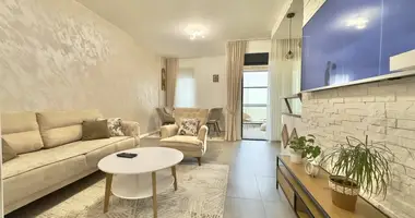 Квартира 3 спальни в Тиват, Черногория