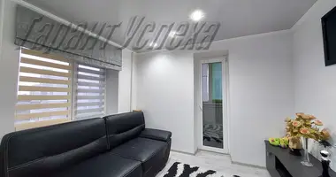 Apartamento 3 habitaciones en Muchaviecki sielski Saviet, Belarús