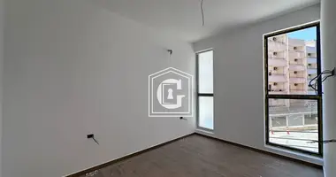 Apartamento 3 habitaciones en Becici, Montenegro
