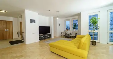 4 room apartment in Warsaw, Poland