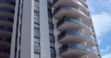 Apartamento 5 habitaciones en Hadera, Israel