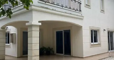 Haus 4 Schlafzimmer in Limassol, Zypern
