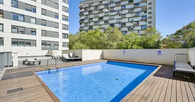 2 bedroom apartment in Barcelona, Spain