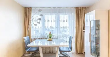 Wohnung 3 zimmer in Warschau, Polen