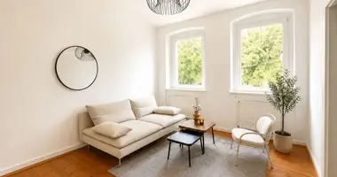Propiedad comercial 79 m² en Poznan, Polonia