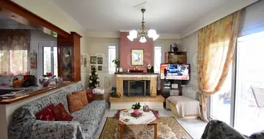 Apartamento 4 habitaciones en Loutraki Perachora Agioi Theodoroi Municipality, Grecia
