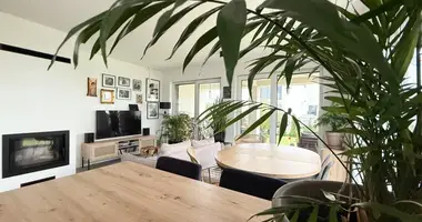 Casa en Kostrzyn, Polonia