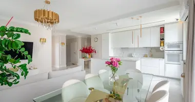 3 bedroom apartment in Warsaw, Poland