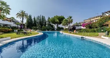 Apartamento 3 habitaciones en Marbella, Španjolska