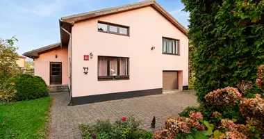 Casa 5 habitaciones en Jelgava, Letonia