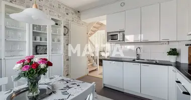 Дом 4 комнаты в Helsinki sub region, Финляндия