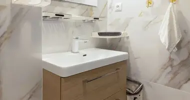 Mieszkanie 1 pokój w Warszawa, Polska