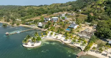 Haus 3 Schlafzimmer in Roatan, Honduras
