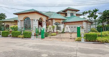 Вилла 10 комнат в Nong Prue, Таиланд