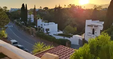 3 bedroom apartment in Marbella, Spain