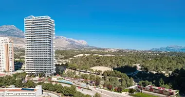 2 bedroom apartment in Benidorm, Spain