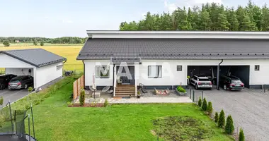 Dom 4 pokoi w Kaarina, Finlandia