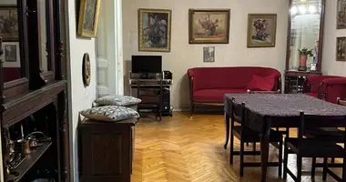 Квартира 4 комнаты в Тбилиси, Грузия