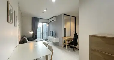 Condo 2 bedrooms in Bangkok, Thailand