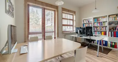 Nieruchomości komercyjne 60 m² w Warszawa, Polska