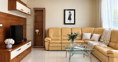Apartamento 3 habitaciones en Varsovia, Polonia