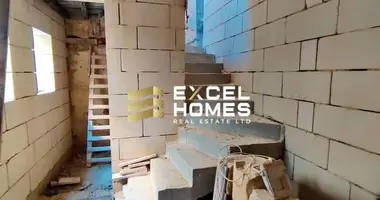 Дом 3 спальни в Zabbar, Мальта