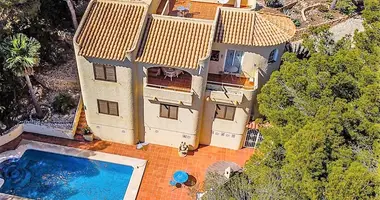 Villa 4 bedrooms in Altea, Spain