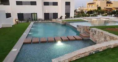 Apartamento 4 habitaciones en Orihuela, Španjolska