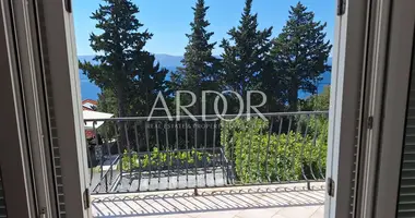 Maison 2 chambres dans Grad Novi Vinodolski, Croatie