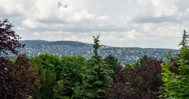 Działka w Budapeszt, Węgry