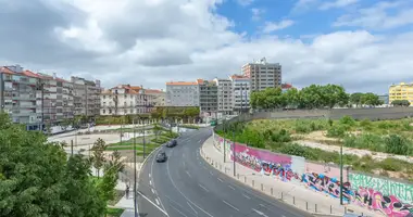 Wohnung 2 Schlafzimmer in Alvalade, Portugal