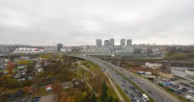 Apartamento 5 habitaciones en Minsk, Belarús