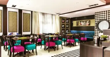 Restaurant 700 m² dans Becici, Monténégro