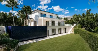 Haus 5 Schlafzimmer in San Pedro Alcantara, Spanien