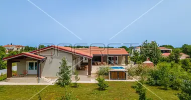Maison 4 chambres dans Opcina Svetvincenat, Croatie