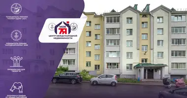 Apartamento 2 habitaciones en Maladetchna, Belarús