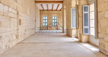 Townhouse 4 bedrooms in Valletta, Malta
