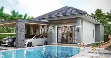 Villa 3 bedrooms in Thalang, Thailand