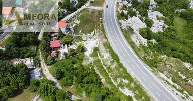 Terrain dans Cetinje, Monténégro