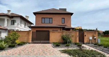 Haus 5 zimmer in Lymanka, Ukraine