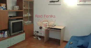 Mieszkanie 5 pokojów w Rzym, Włochy