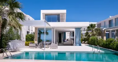 4 bedroom apartment in Peyia, Cyprus