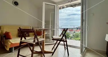 Apartment in Palit, Croatia